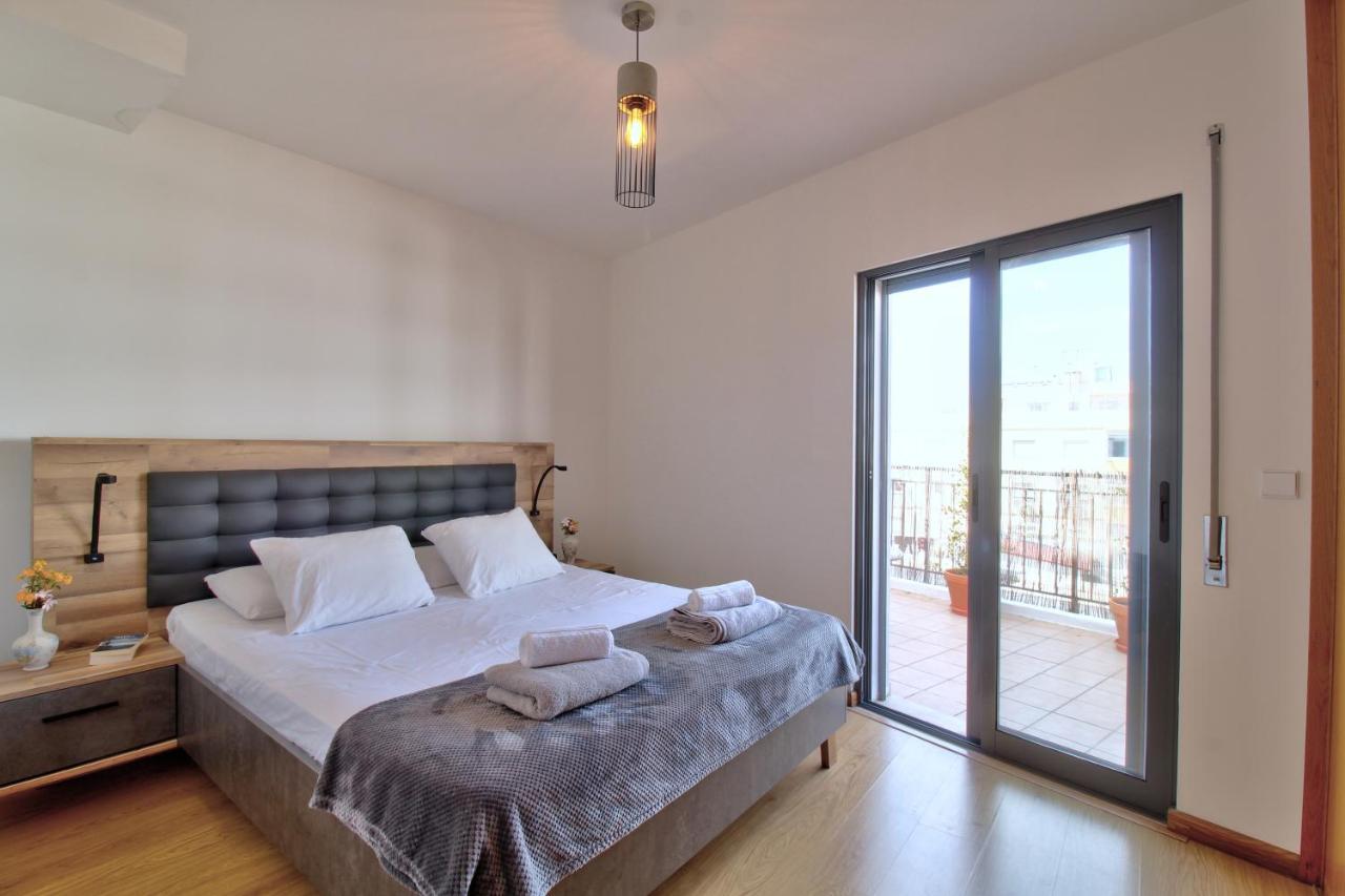 Spacious Terrace, Swimming Pool, Private Parking Olhão Exterior photo