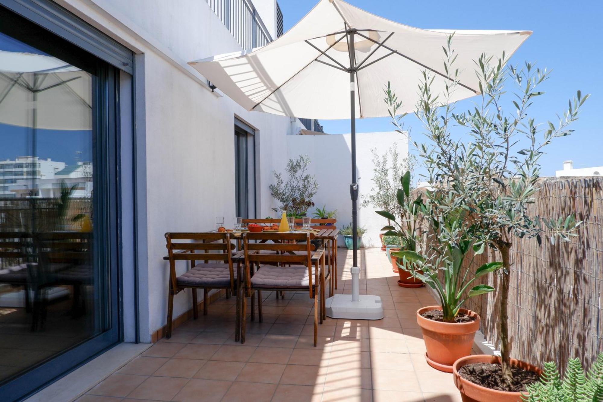 Spacious Terrace, Swimming Pool, Private Parking Olhão Exterior photo