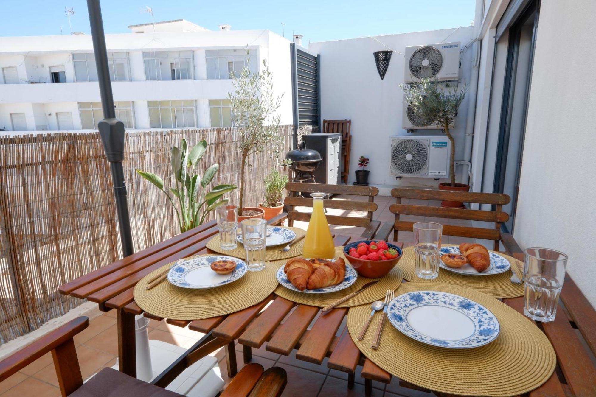 Spacious Terrace, Swimming Pool, Private Parking Olhão Exterior photo