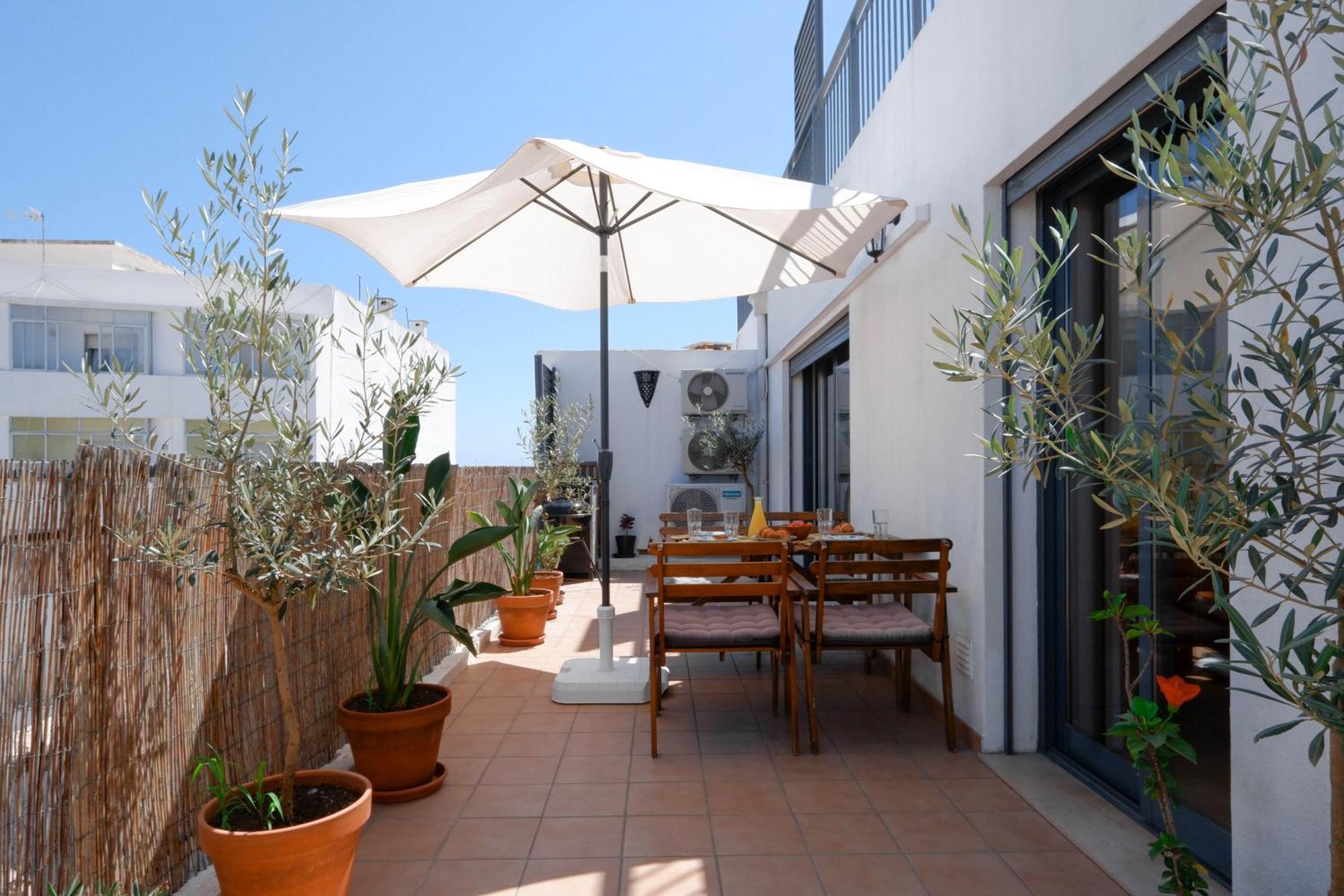 Spacious Terrace, Swimming Pool, Private Parking Olhão Exterior photo